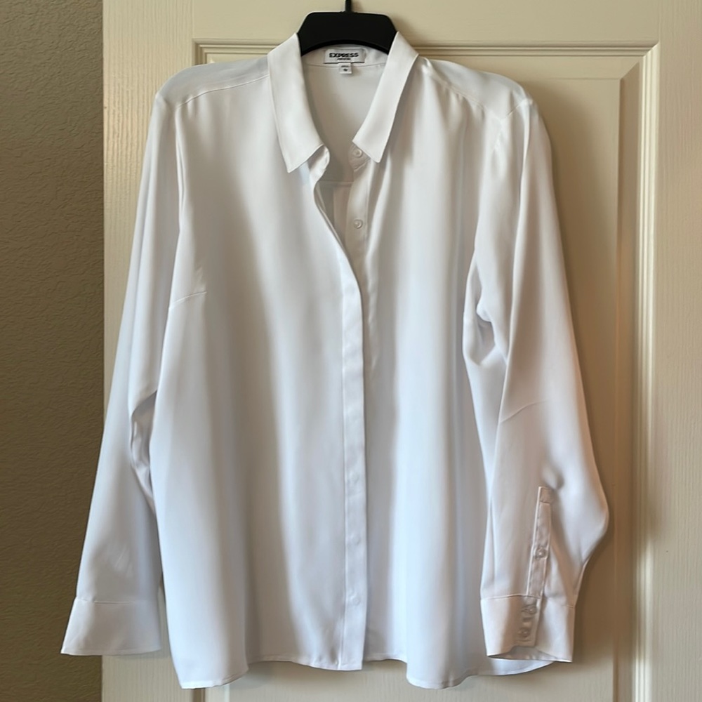 EXPRESS PORTOFINO NWOT White Blouse